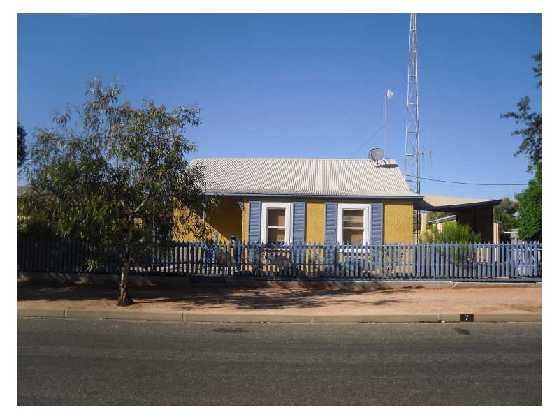 7 Bahnisch Avenue, Berri SA 5343