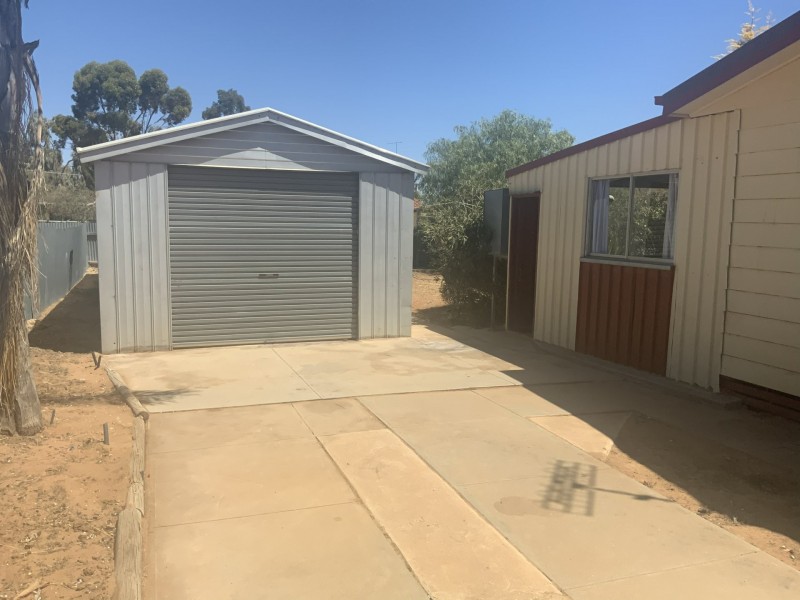 11 Hardwick Street, Barmera SA 5345