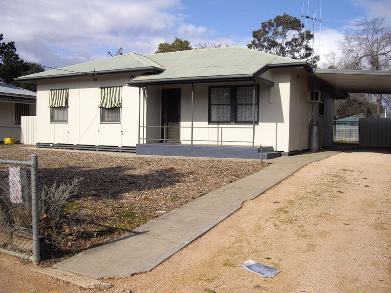 7 Coombe Street, Berri SA 5343