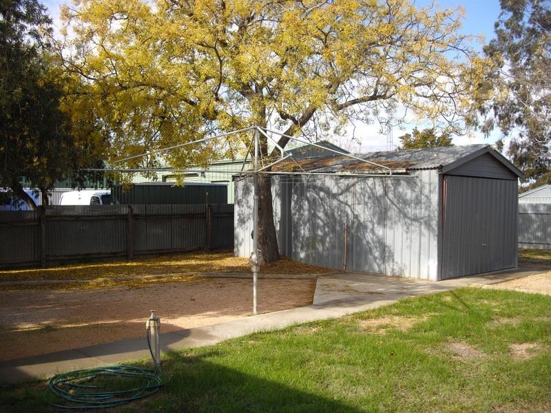 7 Coombe Street, Berri SA 5343