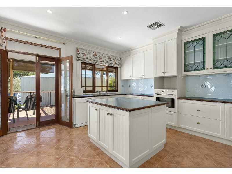 22 McMillan Street, Loxton SA 5333