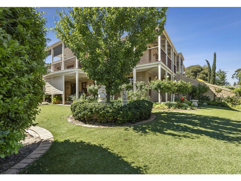 22 McMillan Street, Loxton SA 5333