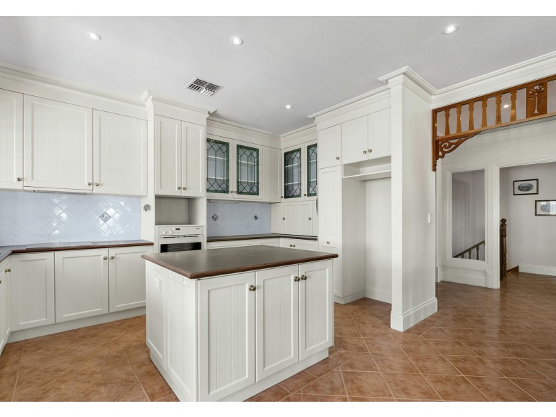 22 McMillan Street, Loxton SA 5333