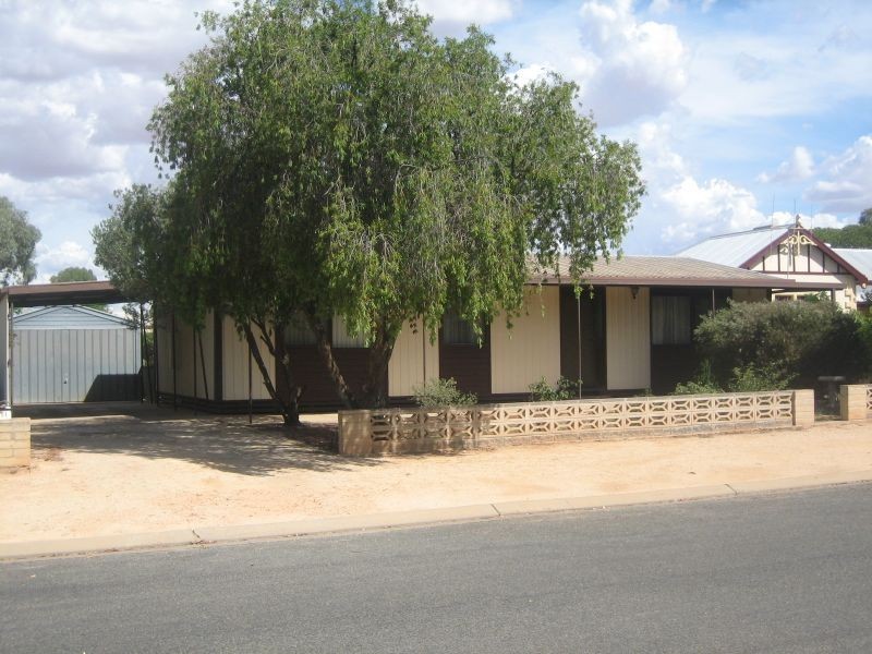 21 Eringa Avenue, Loxton SA 5333