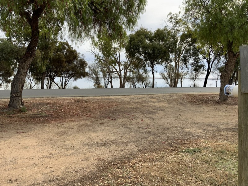 8 Queen Elizabeth Drive, Barmera SA 5345