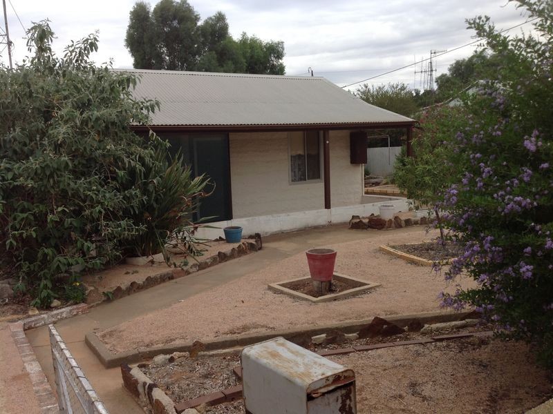 9 Waltham Street, Berri SA 5343