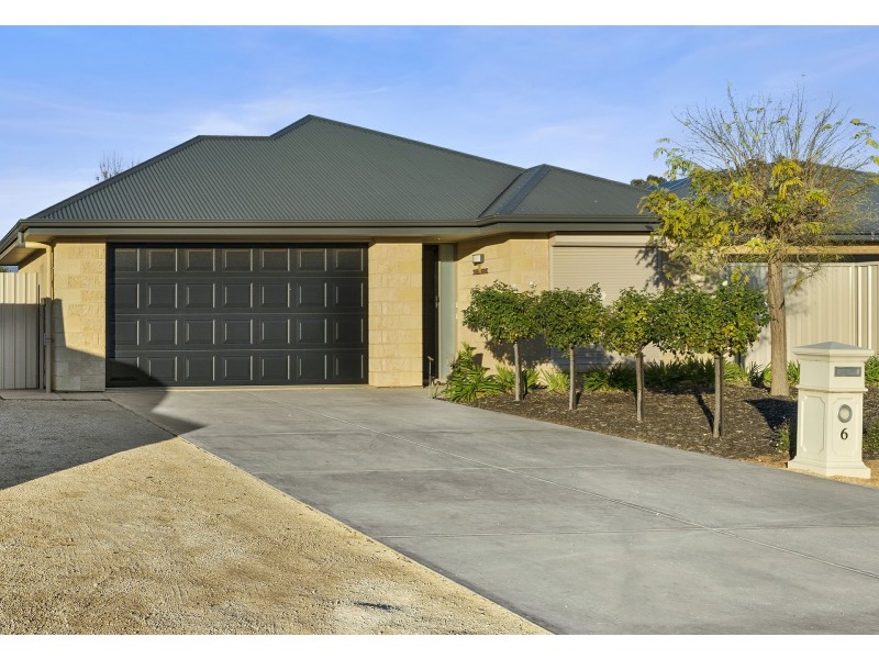 6 Eyre Street, Loxton SA 5333