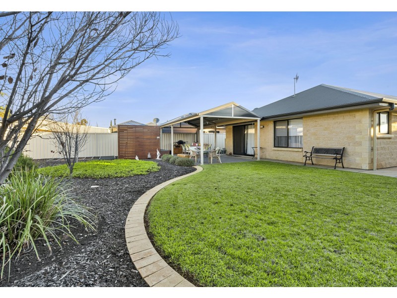 6 Eyre Street, Loxton SA 5333