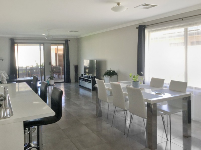 6 Eyre Street, Loxton SA 5333