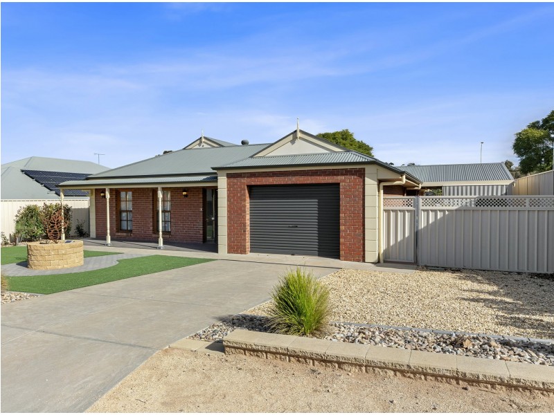 25 McLean Street, Berri SA 5343