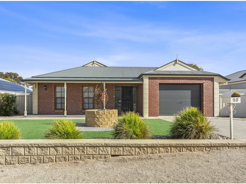 25 McLean Street, Berri SA 5343