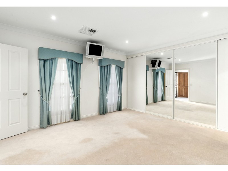 25 McLean Street, Berri SA 5343