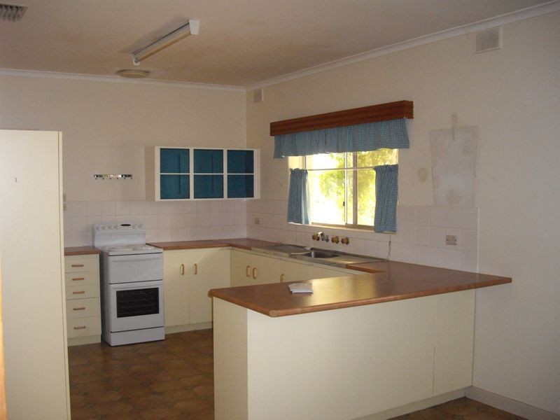 10 Derrick Street, Berri SA 5343