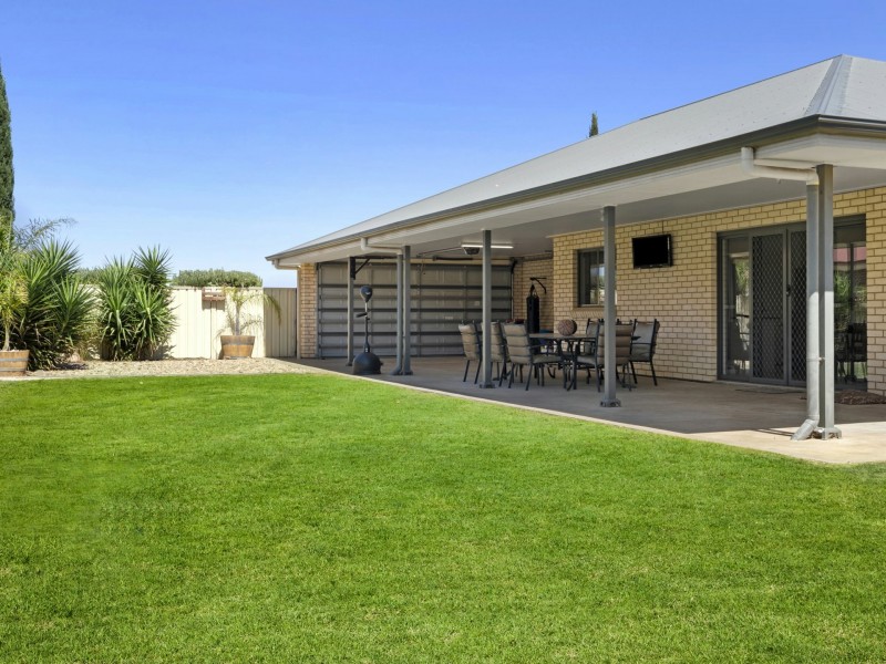 25 Brooke St, Barmera SA 5345
