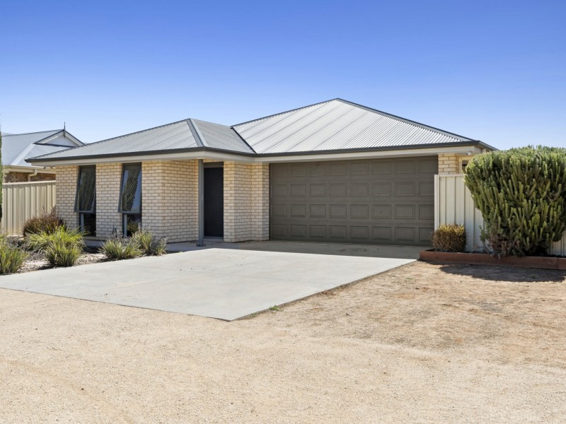 25 Brooke St, Barmera SA 5345