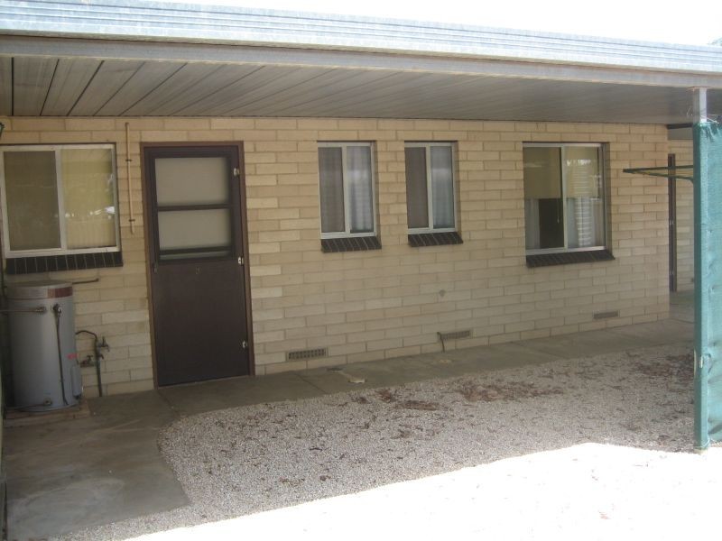 3 40 First Street, Loxton SA 5333
