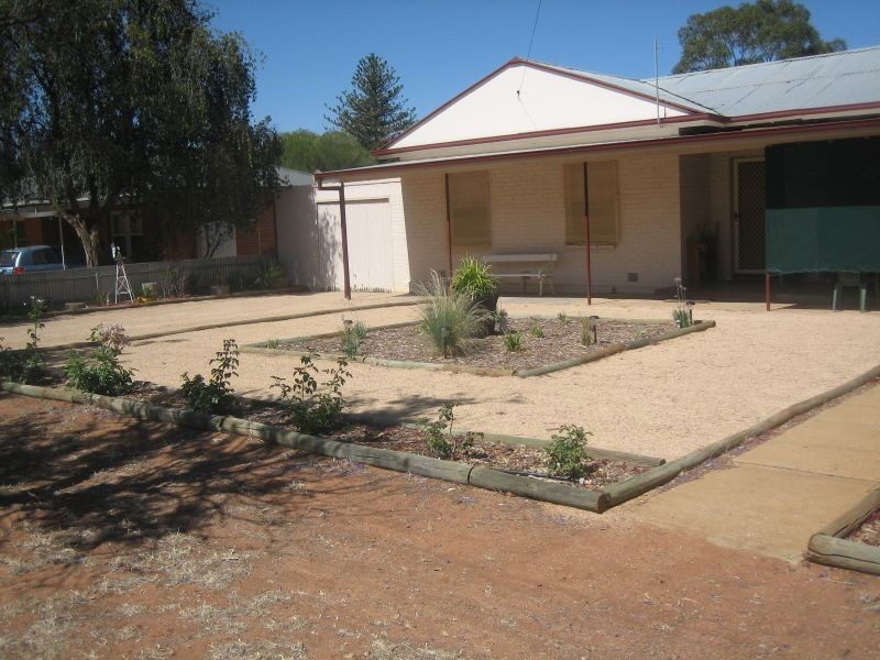 5 Oak Street, Loxton SA 5333