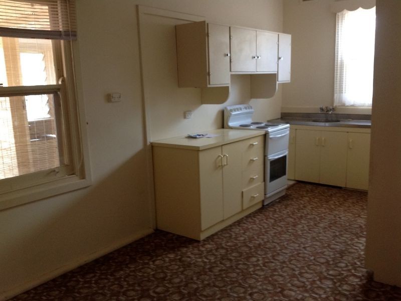 5 Oak Street, Loxton SA 5333