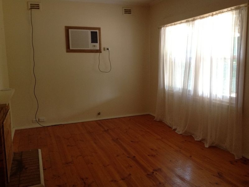 5 Oak Street, Loxton SA 5333