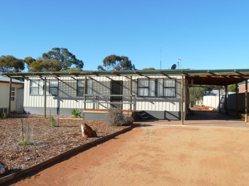 53 McGregor St, Berri SA 5343