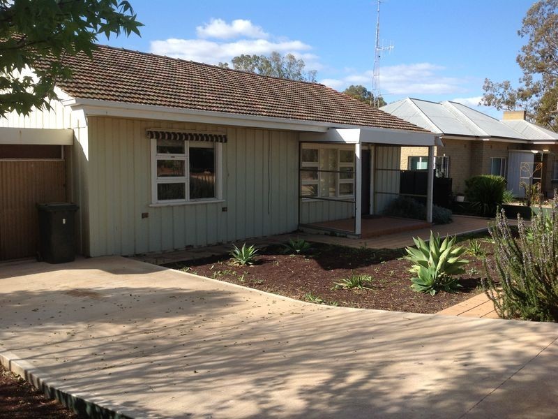 8 Clark Street, Berri SA 5343