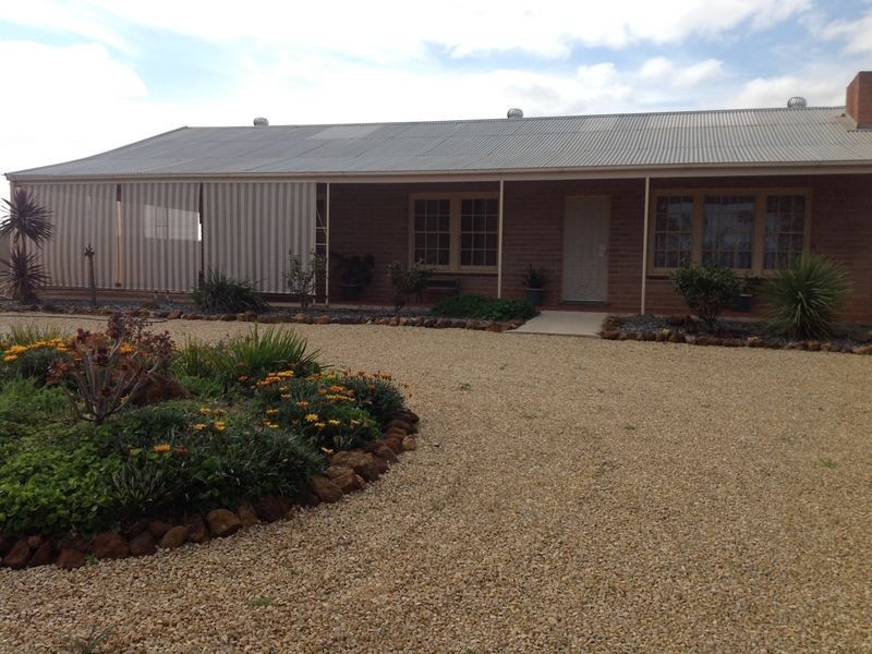 360 Pike Creek Road, Lyrup SA 5343