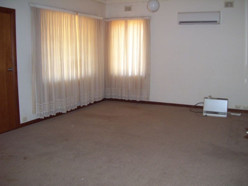 8 Fowles Street, Barmera SA 5345