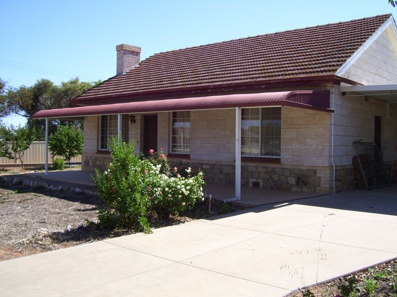 8 Fowles Street, Barmera SA 5345