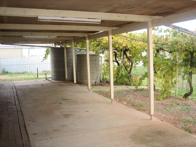 14 Beams Road, Lyrup SA 5343