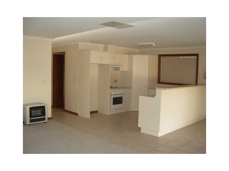 6B Magarey, Berri SA 5343