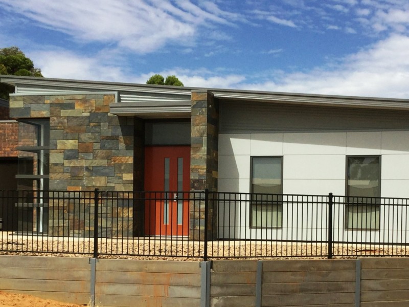 12B McEwen Drive, Loxton SA 5333