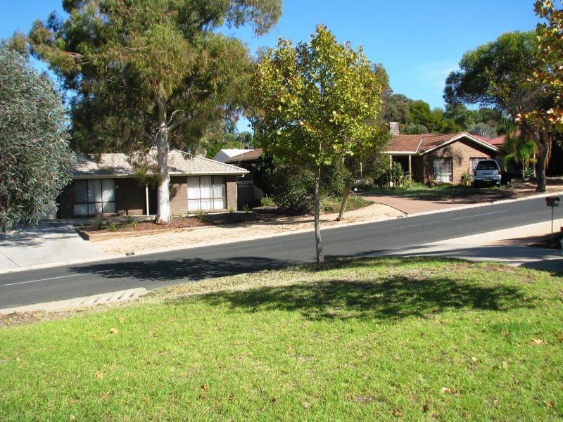 90 Derrick Street, Berri SA 5343