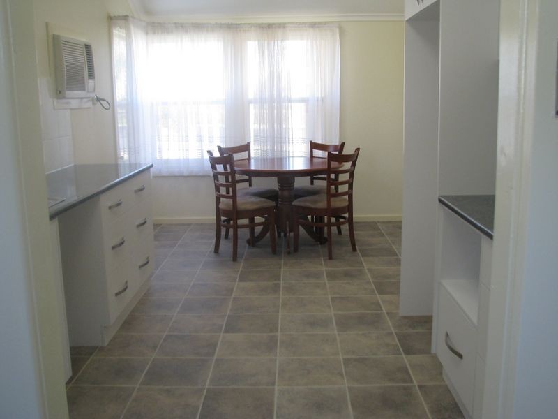 15 Pine Avenue, Loxton SA 5333