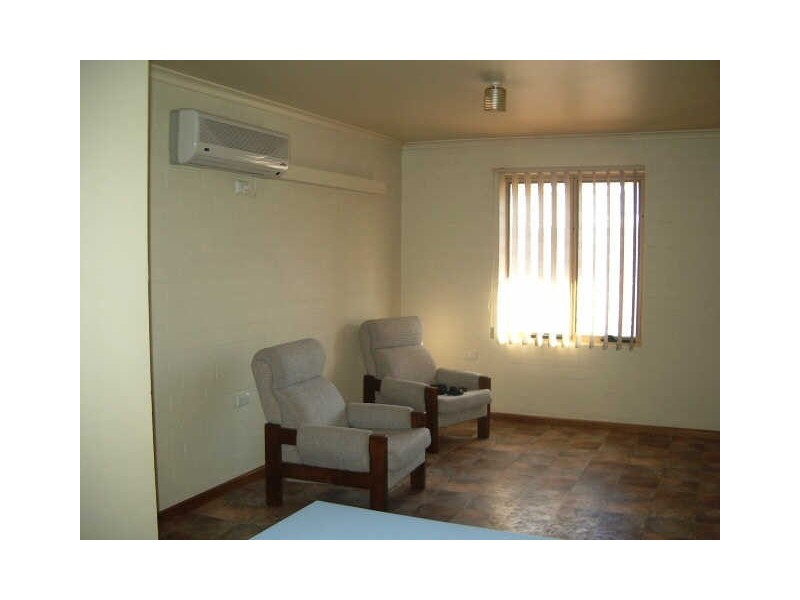 8/11 Coneybeer Street, Berri SA 5343