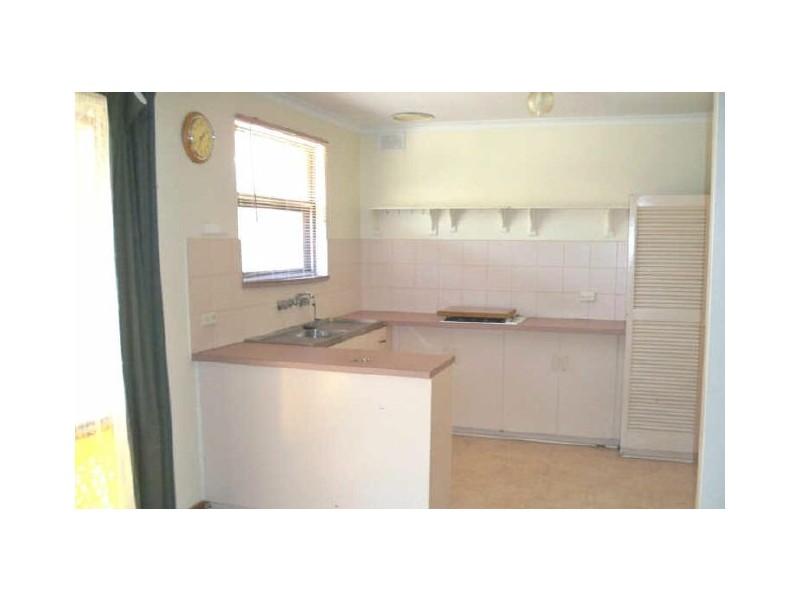 170 Wheatsheaf Road, Morphett Vale SA 5162