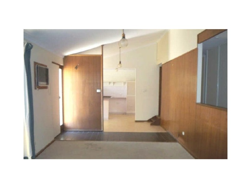 170 Wheatsheaf Road, Morphett Vale SA 5162