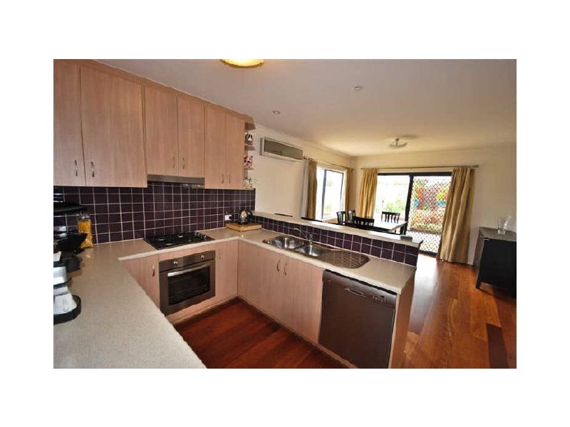 2a Chamberlain Drive, Christie Downs SA 5164