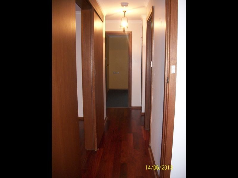 21 Neeangarra Crescent, Hallett Cove SA 5158