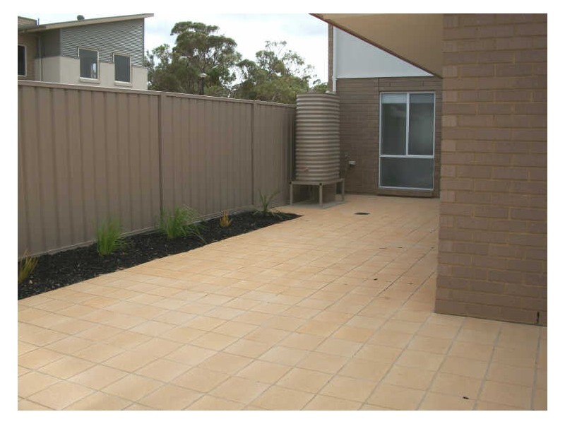 16 Grey Box Avenue, Noarlunga Centre SA 5168
