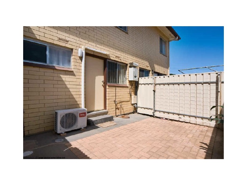 2/3 Brixton Street, Christies Beach SA 5165