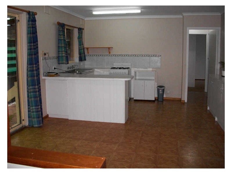 24 Haseldene Drive, Christie Downs SA 5164