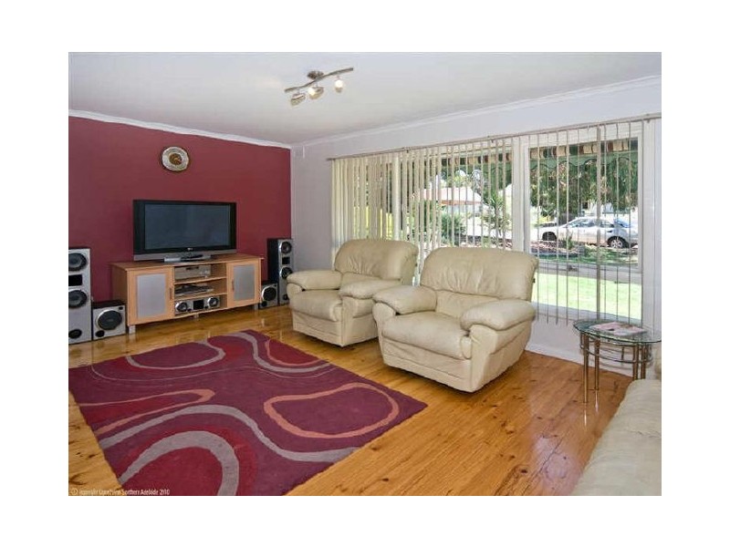 13 Gabriel Street, Christie Downs SA 5164