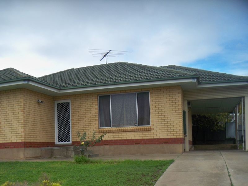 4 Hender Avenue, Port Noarlunga SA 5167