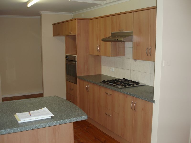 14 Olympia Cresent, Hackham West SA 5163