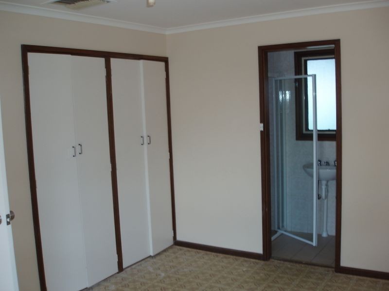 14 Olympia Cresent, Hackham West SA 5163