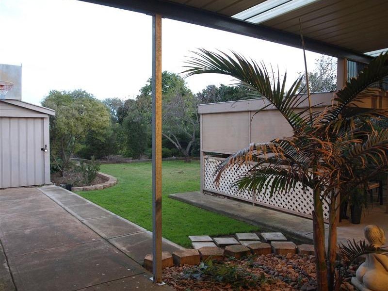 18 Wakelin Terrace, O’sullivan Beach SA 5166