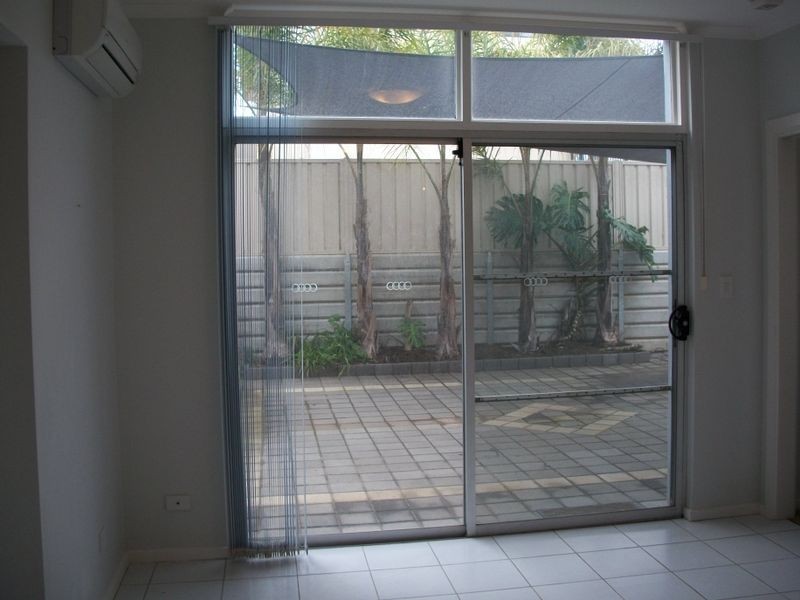 13b River Parade, Hallett Cove SA 5158