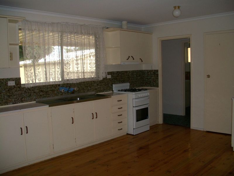 37 Kwinana Crescent, Port Noarlunga South SA 5167