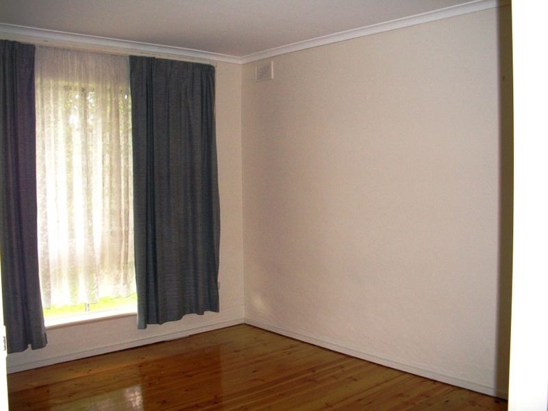 37 Kwinana Crescent, Port Noarlunga South SA 5167