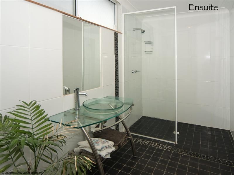 32 Grundy Terrace, Christies Beach SA 5165